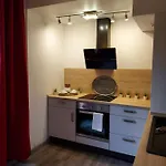 Du Vieux Chateau Jardin & Parking Gratuit Appartement *
