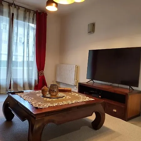 Du Vieux Chateau Jardin & Parking Gratuit Mulhouse