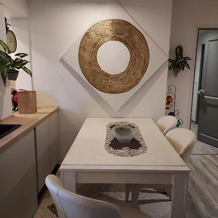 Apartamento Du Vieux Chateau Jardin & Parking Gratuit *