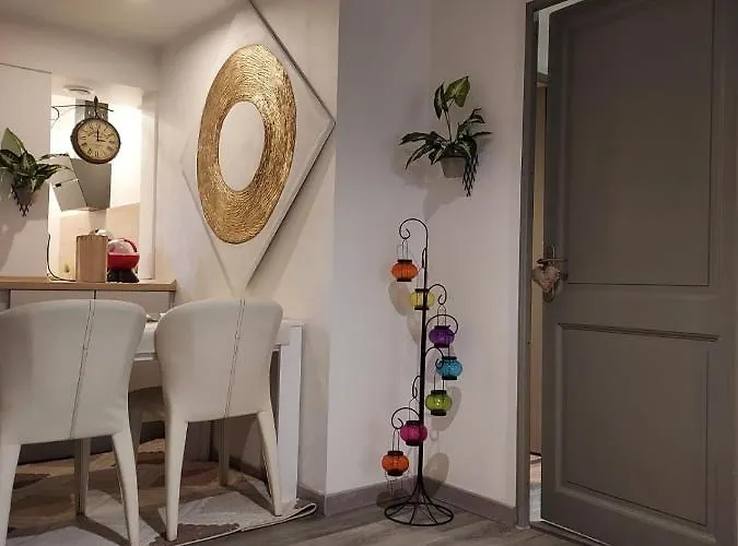 Du Vieux Chateau Jardin & Parking Gratuit * Mulhouse